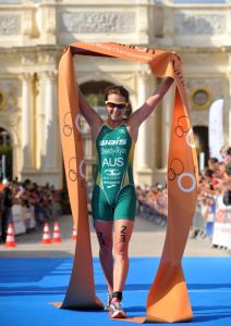 Felicity Sheedy-Ryan winning the ITU Duathlon World Champs