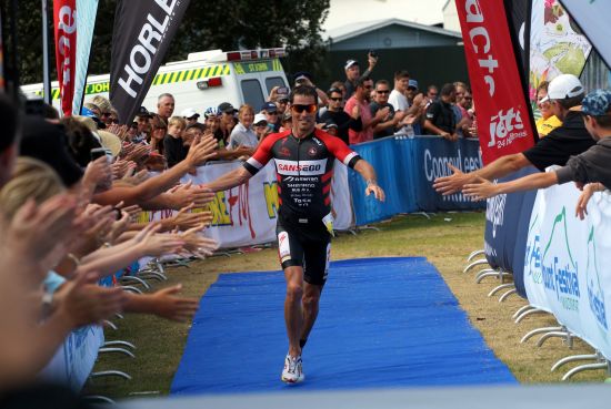 Craig Alexander coming in to win the Port of Tauranga Half