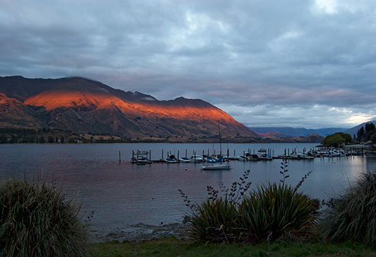 The sunrise in Wanaka on the Friday before the race