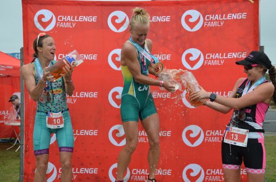 The womens podium (L-R): Gina Crawford (2nd), Courtney Gilfillan (1st) and Jessica Mitchell (3rd)