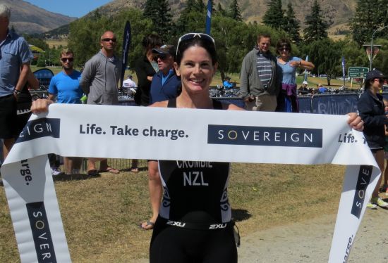 Fiona Crombie takes out the 2015 Sovereign Tri Wanaka