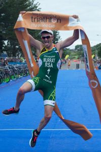 Richard Murray skips over the line to win New Plymouth in 2015